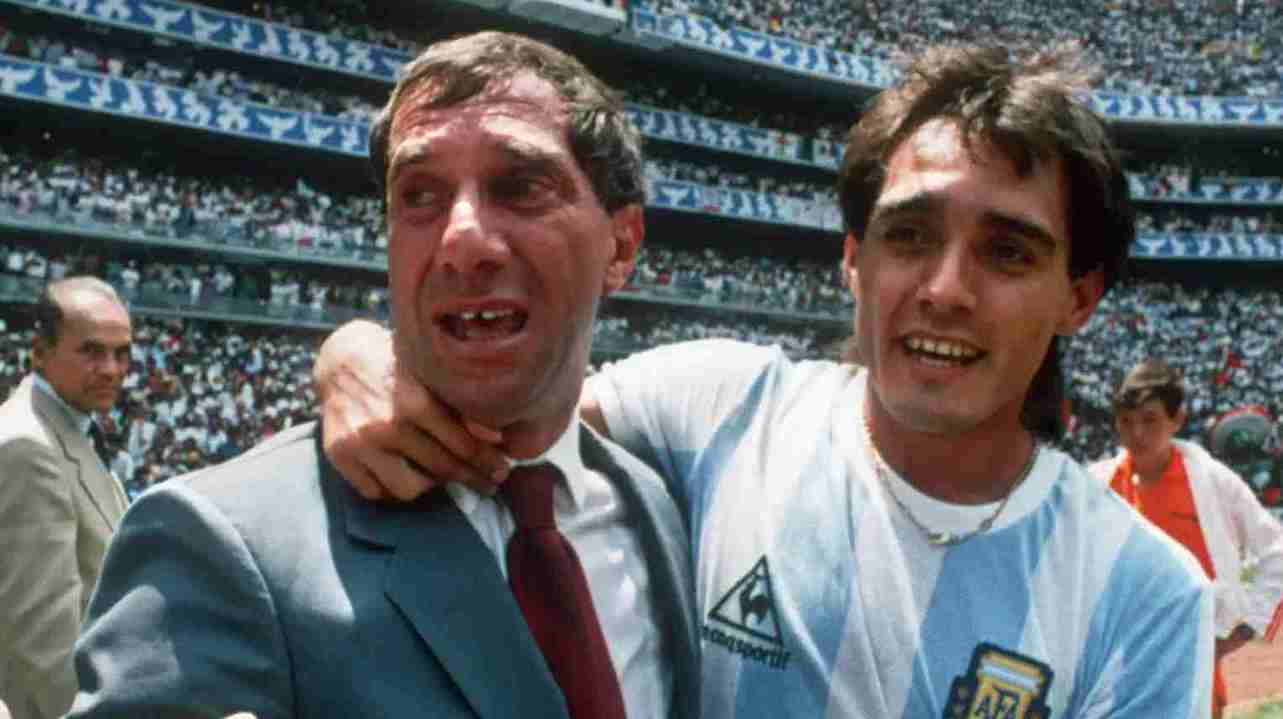 สมองเสื่อมรุนแรง คาร์ลอส บิลาร์โด้ โค้ชแชมป์โลกอาร์เจนตินา 1986 ทรุดหนัก จำใครแทบไม่ได้แล้ว